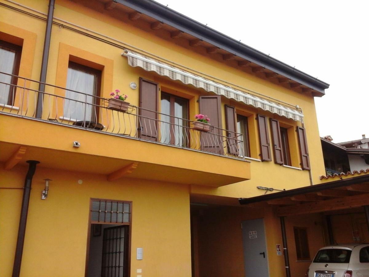 Casa Del Sole Appartamento N° 2 White And Gold Room Gavardo Exterior photo